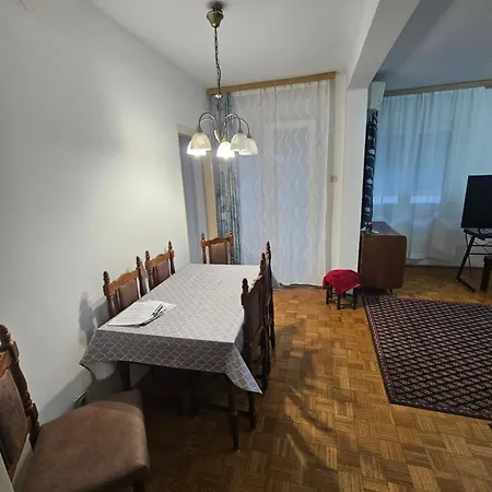 Apartament Stan Na Karaburmi *